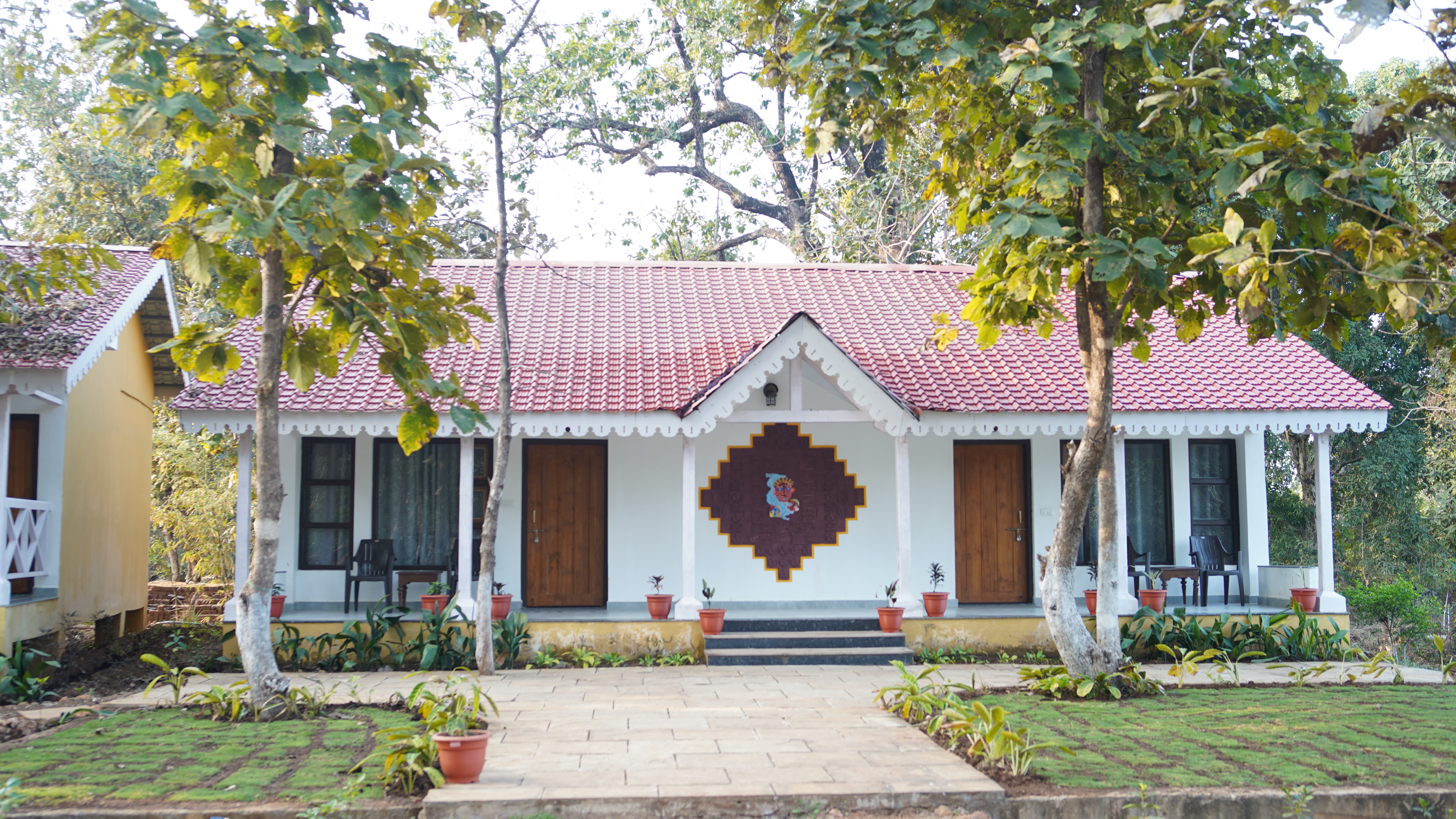 Sagon cottage exterior 1